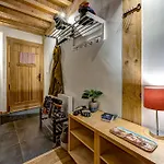Chalet Tiki - Hot Tub & Sauna