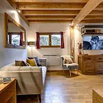 Chalet Tiki - Hot Tub & Sauna